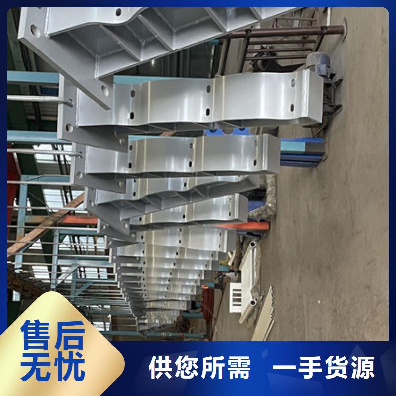 高速波形护栏厂家款式多样